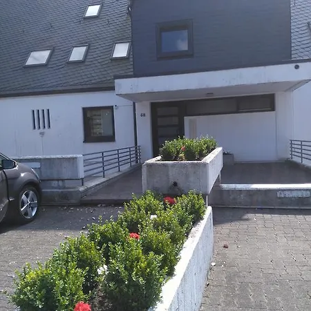 Central Apartment *